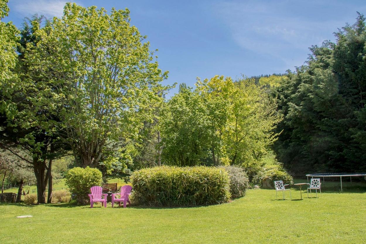 Bed and Breakfast Domaine De Bauzit Vals-pres-le-Puy Exteriér fotografie